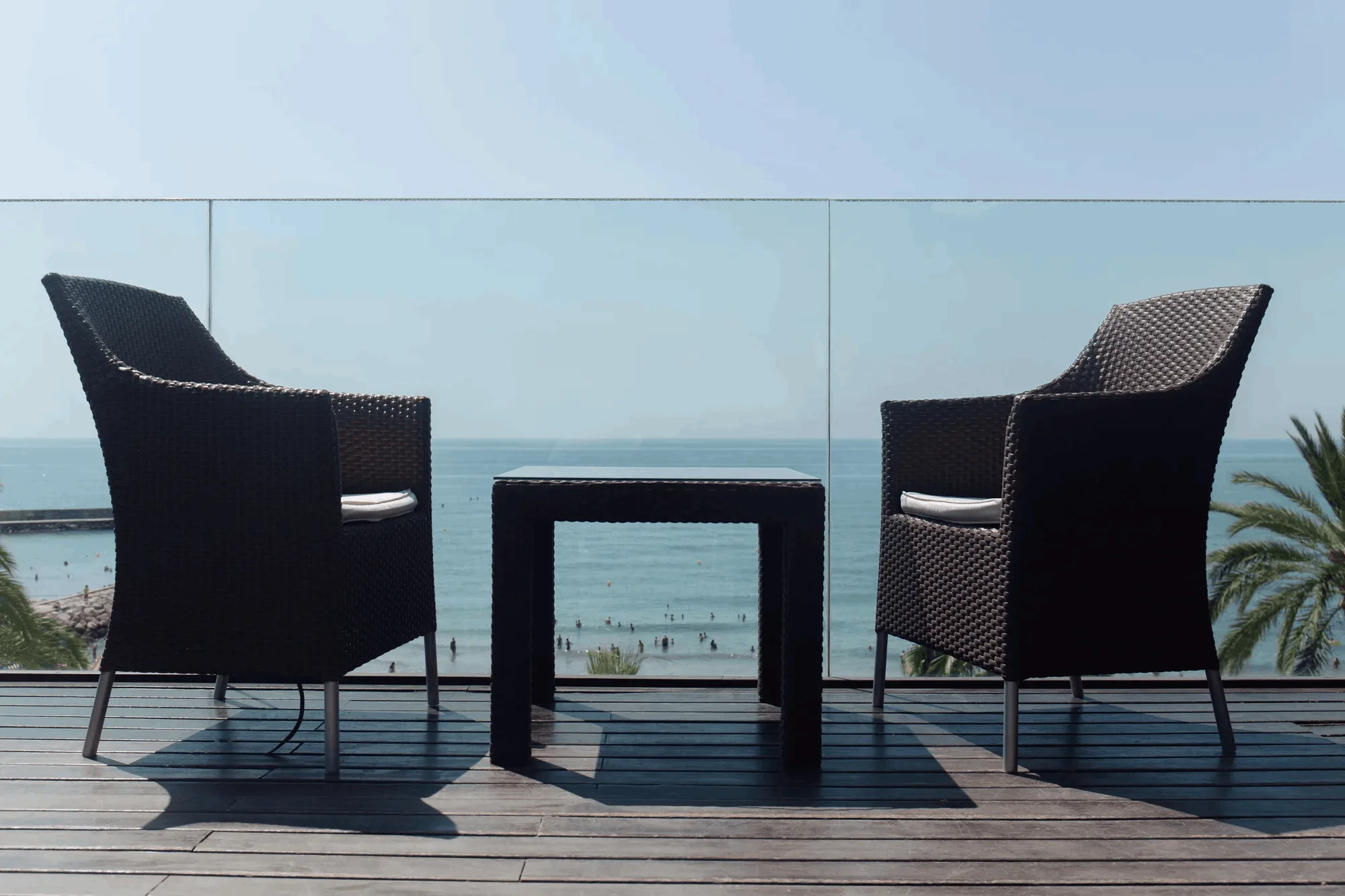 Glass balustrade along an elevated balcony